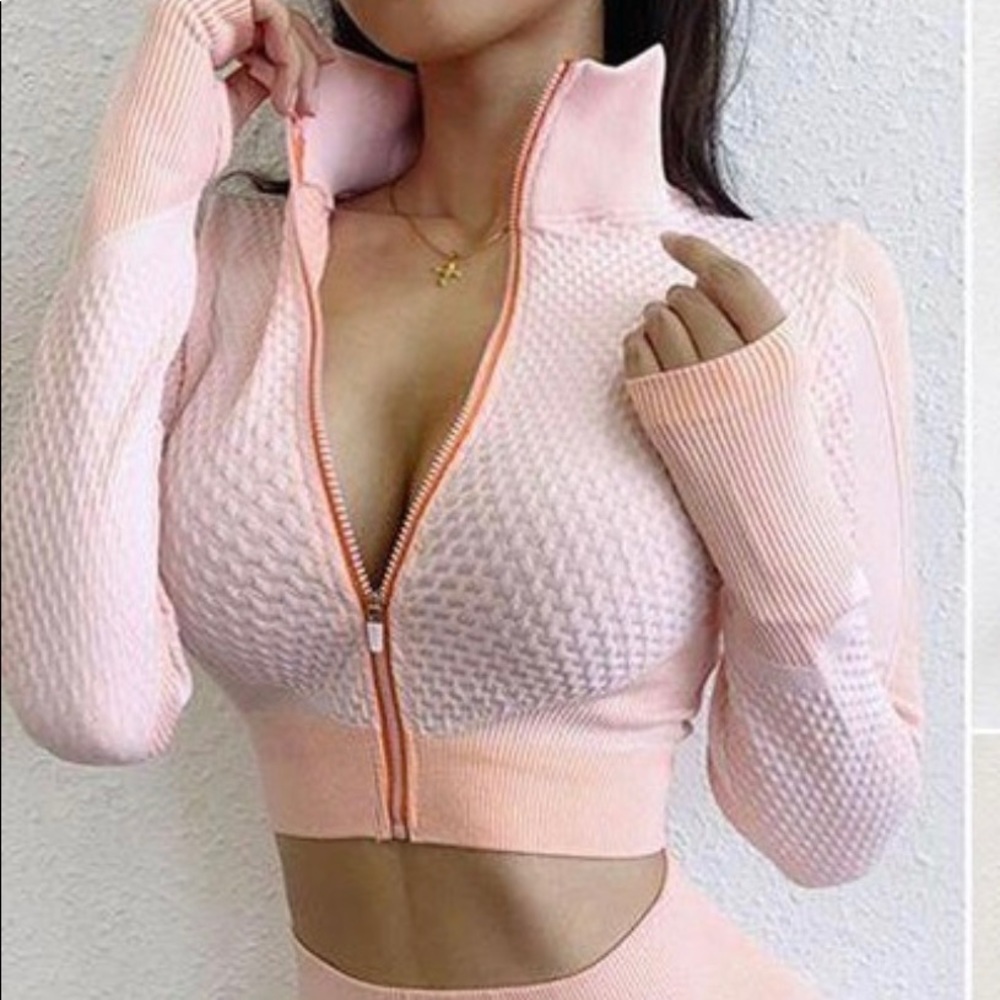 Beautiful two piece set🦋